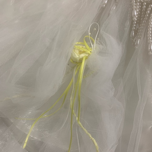 Vintage Kids Beaded Yellow and White Dress - Picture 8 of 12